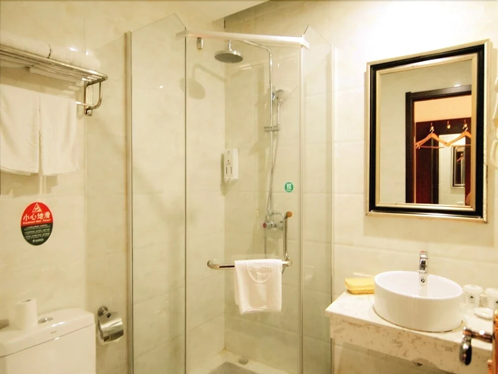 Greentree Inn Chongqing North Railway Station Express Hotel