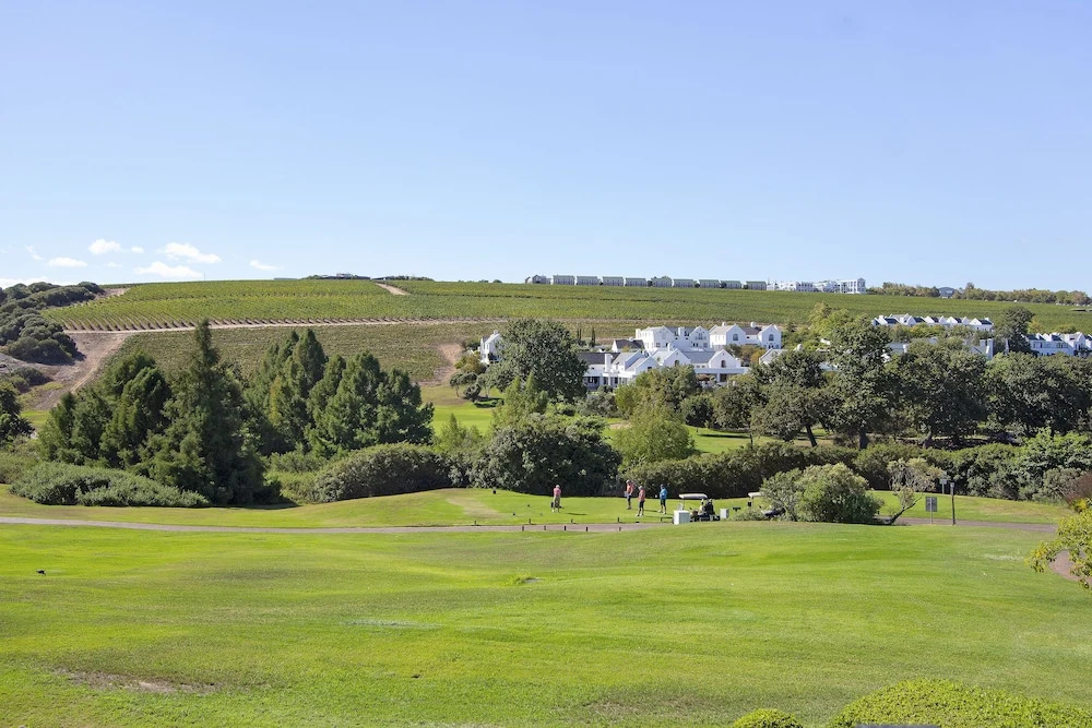 Winelands Golf Lodges 14