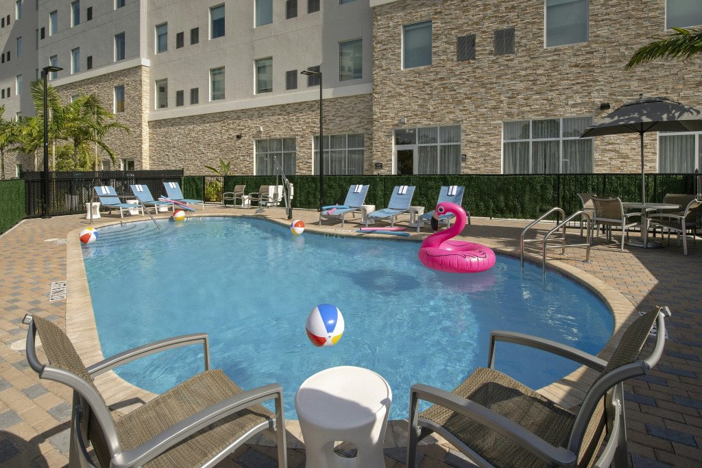 Hampton Inn Miami Airport East