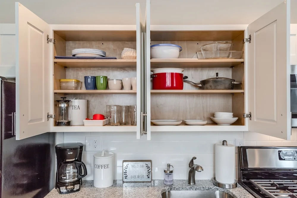 Great Location-steps to Rittenhouse 2 BED 1 Bath