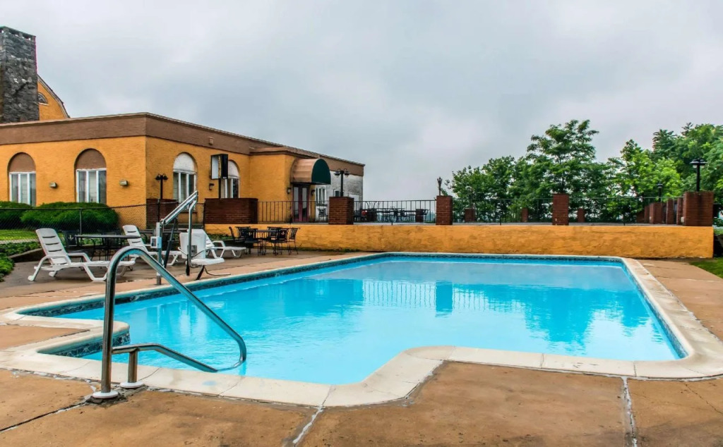 Rodeway Inn