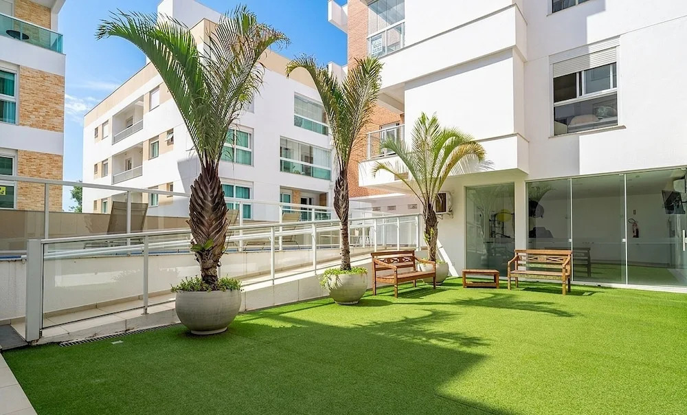 Apt Close to Beach & Floripa Shopping [eaz305]