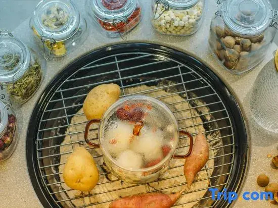Qianshanyue Fanxiao Homestay (Fanjing Matcha Town Branch)