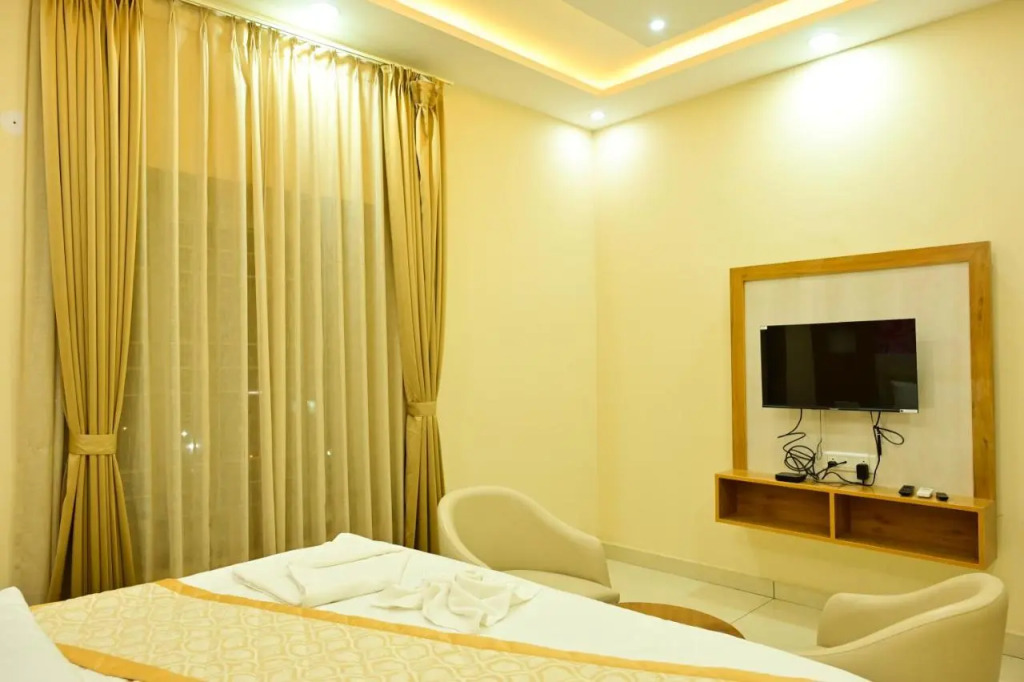 FabHotel Prime The Waves - Sarjapura