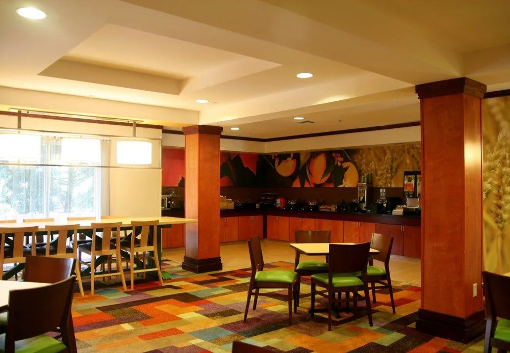 Fairfield Inn and Suites by Marriott Birmingham Fultondale / I-65