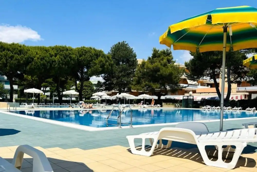 Lovely Flat With in a Pool Paradise