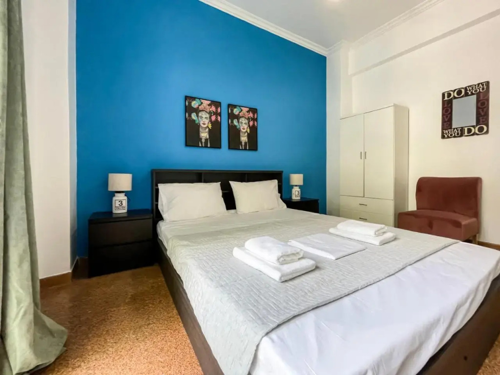 SOHO Vivid 55sqm apt in Athens
