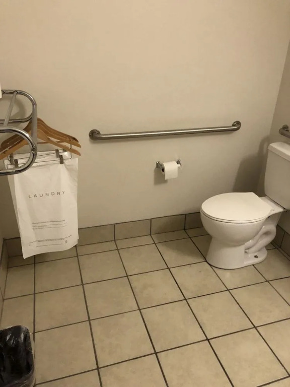 Whitesboro Inn & Suites