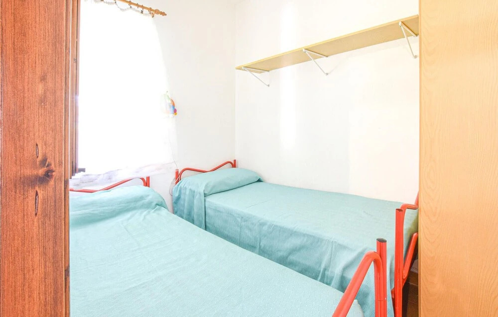 Stunning Home in Cannigione With 2 Bedrooms