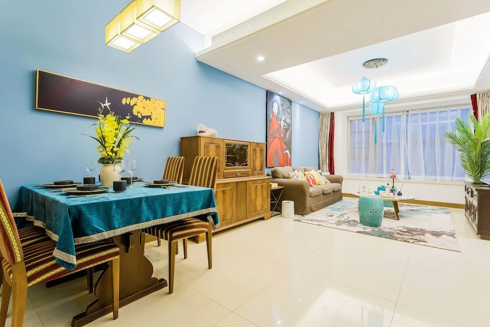 Locals Boutique Apartment Huafa Plaza 18
