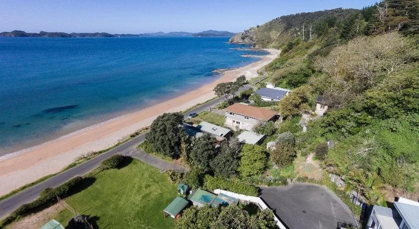 Sea Breeze Lodge