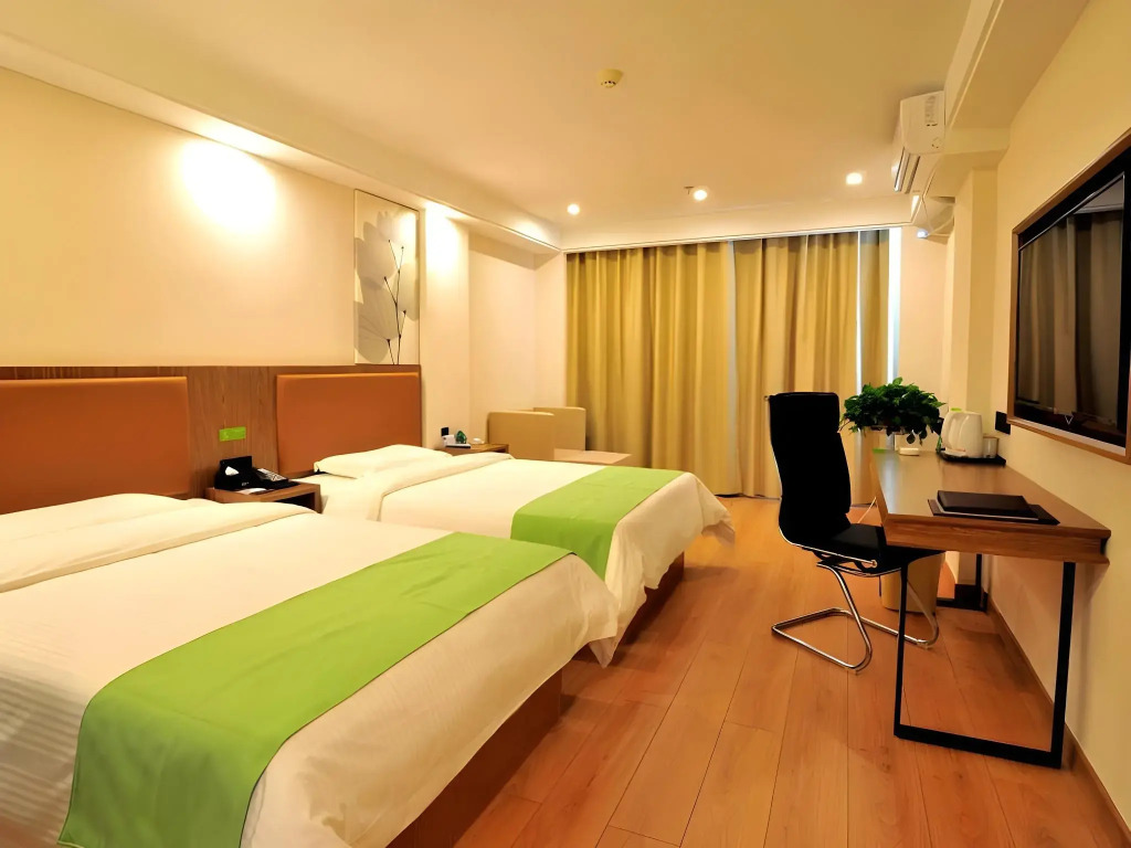 GreenTree Inn Haikou City Wuzhishan Road