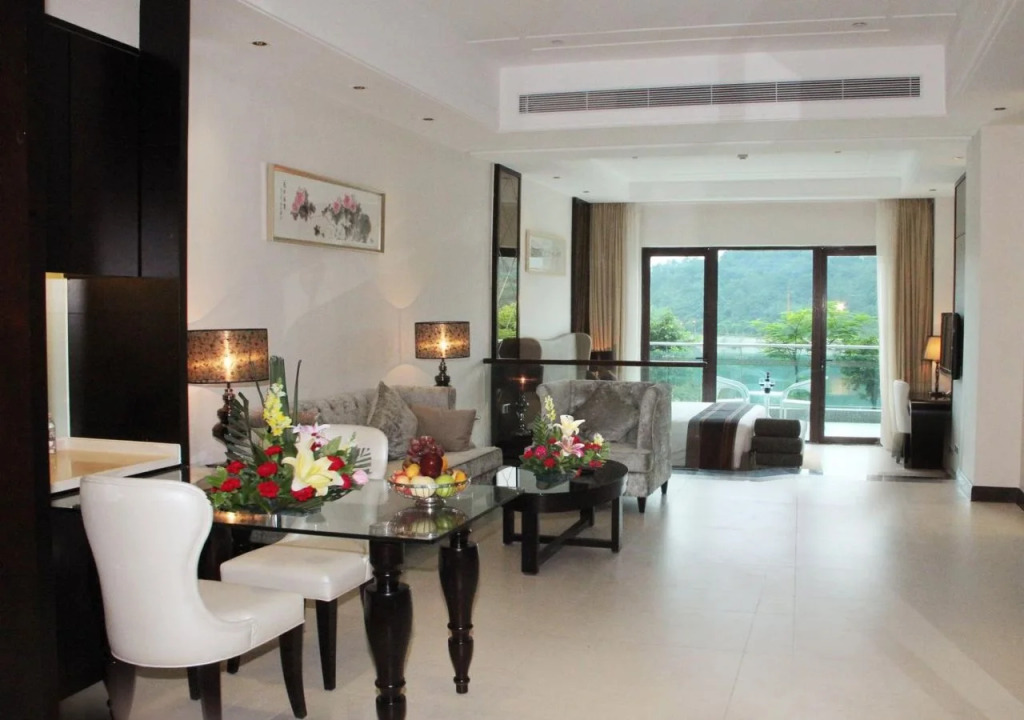 Mels Weldon Evergreen Lake Hotel Heyuan