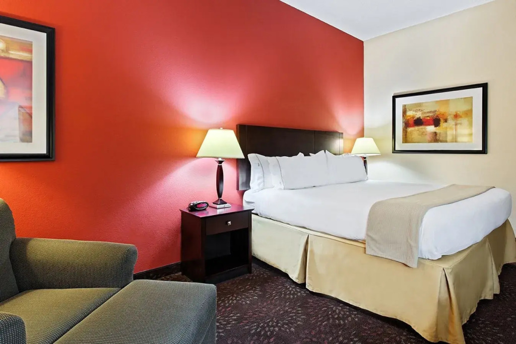 Holiday Inn Express Hotel & Suites Knoxville-North-I-75 Exit 112 by IHG
