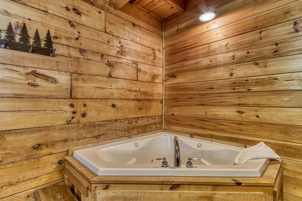 Papa Bears Hideaway - FKA Cold Creek Camp By Heritage Cabin Rentals