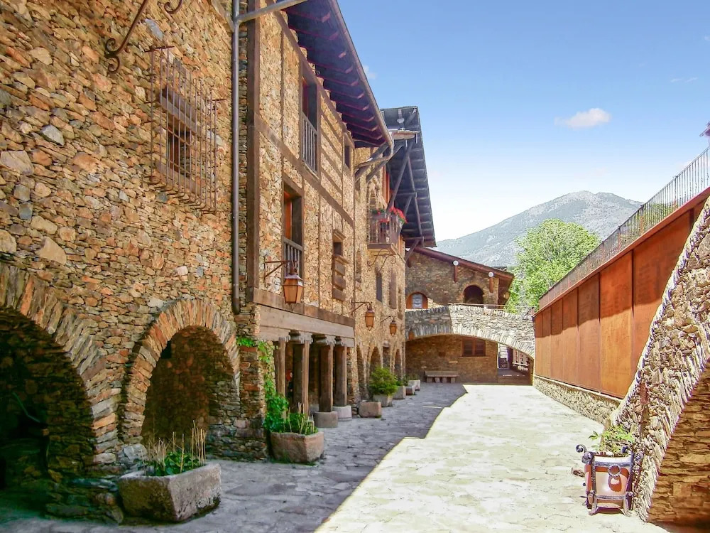 Apartment With 3 Bedrooms in El Tarter, With Wonderful Mountain View a