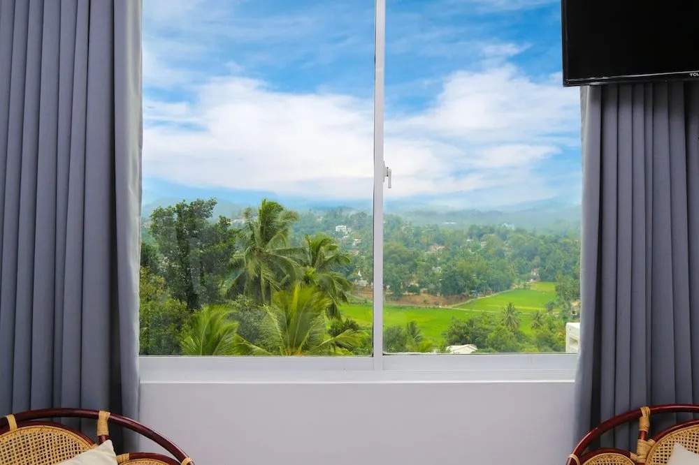 Mintaas Hotel