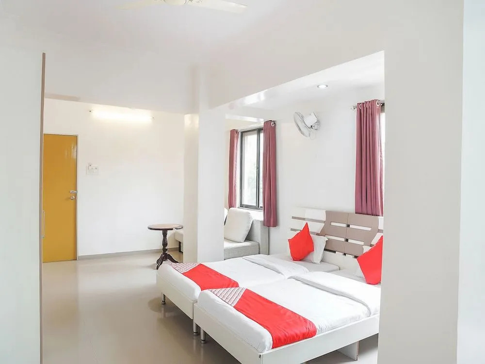 Capital O 15654 Hotel Gajanan Pride