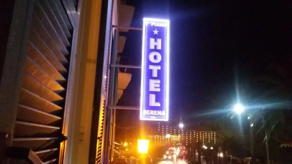 Hotel Serena