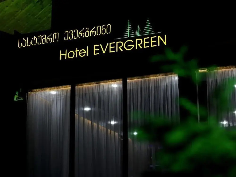 Hotel Evergreen
