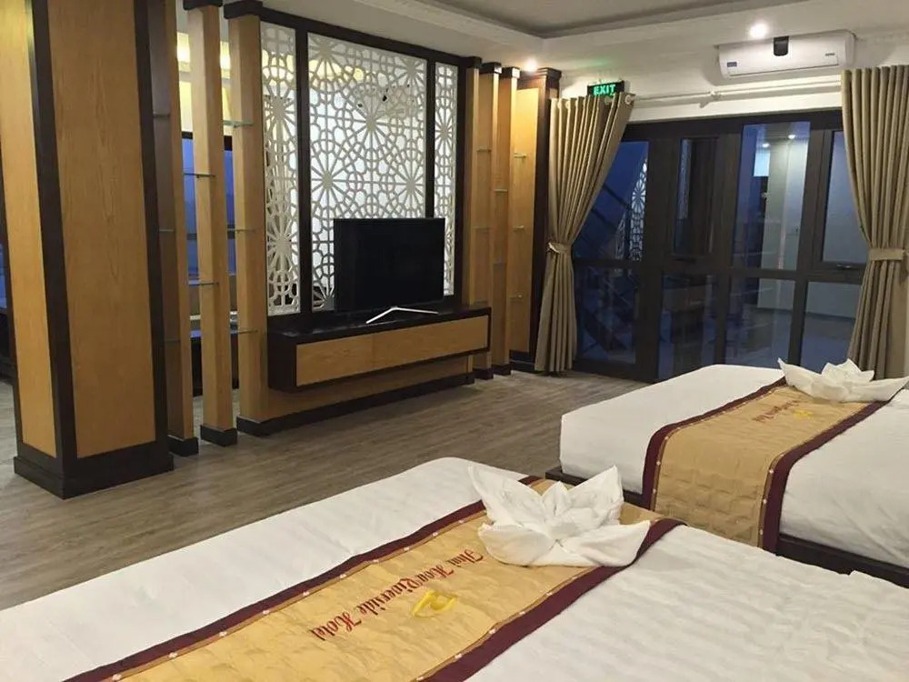 Thai Hoa Riverside Hotel