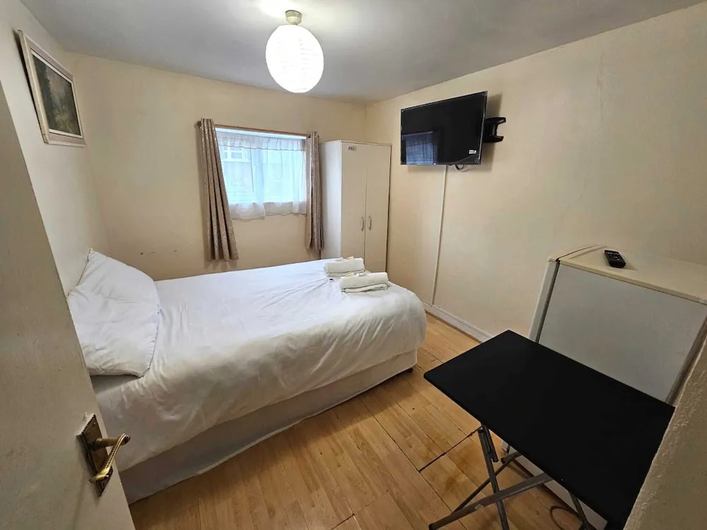 Bruce Rooms