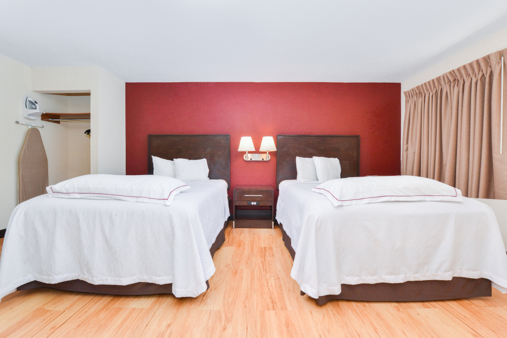Red Roof Inn PLUS+ & Suites Guilford