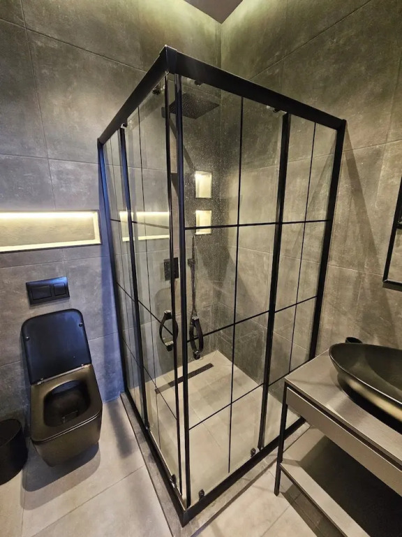 King David equipped luxury one bedroom10
