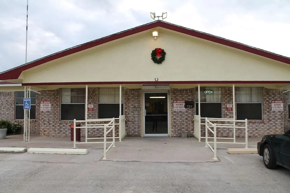Reddy Inn and Suites