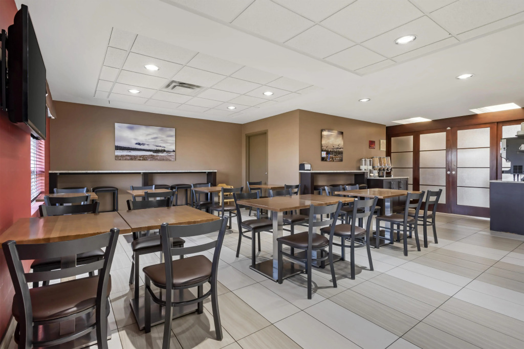 Best Western Plus Red Deer Inn & Suite