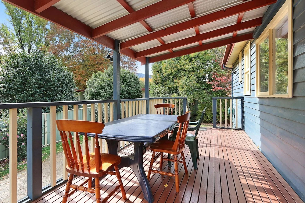 Blue Wren Cottage 3 Bedroom 2 Bath