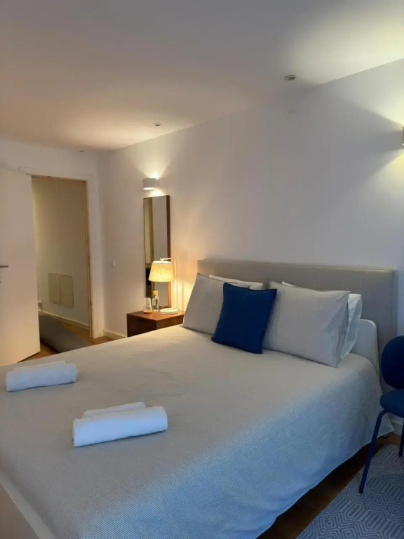 MyPlaceLisbon - Bairro Alto Apartment