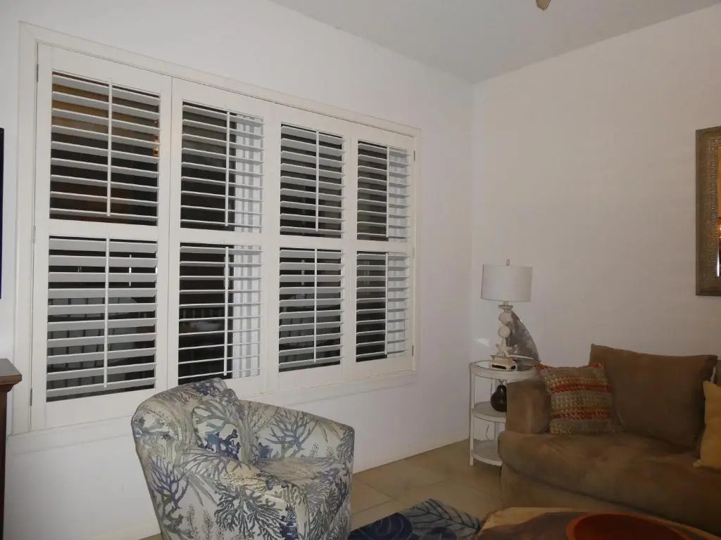 Las Marinas Condominiums 405
