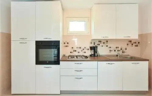 Amazing Home In Kastel Sucurac