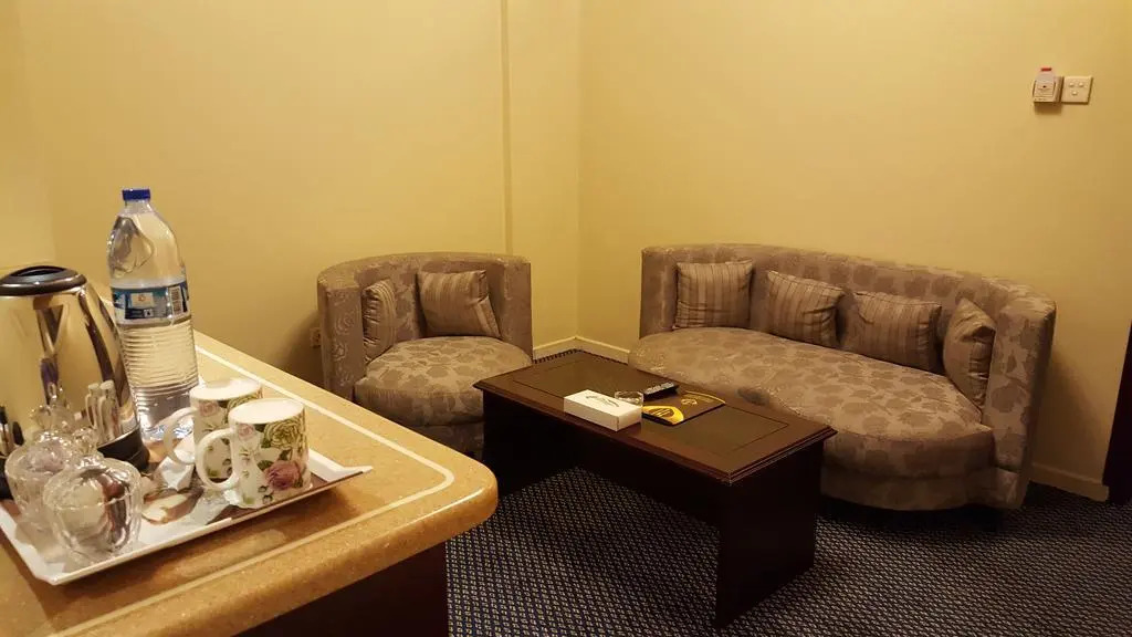 Al Bustan Hotel