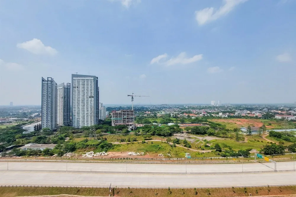 Scenic And Restful Studio Sky House Bsd Apartment