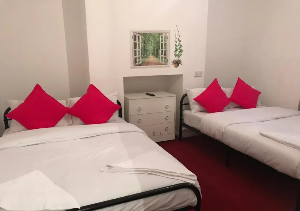 Poplar Guest House