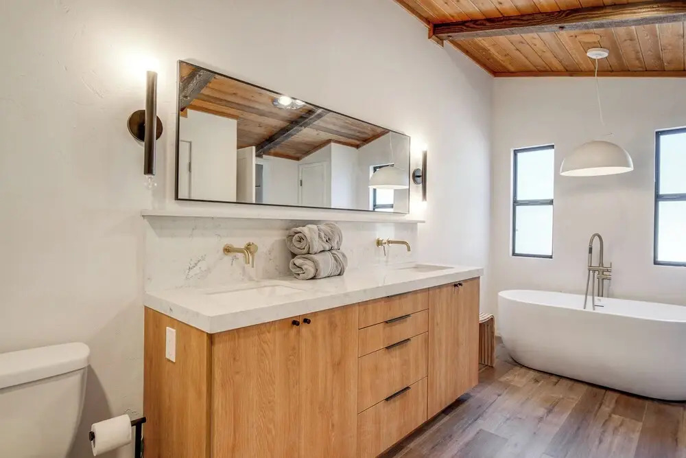 Hot Tub & Game Room: Spacious Big Bear Lake Cabin