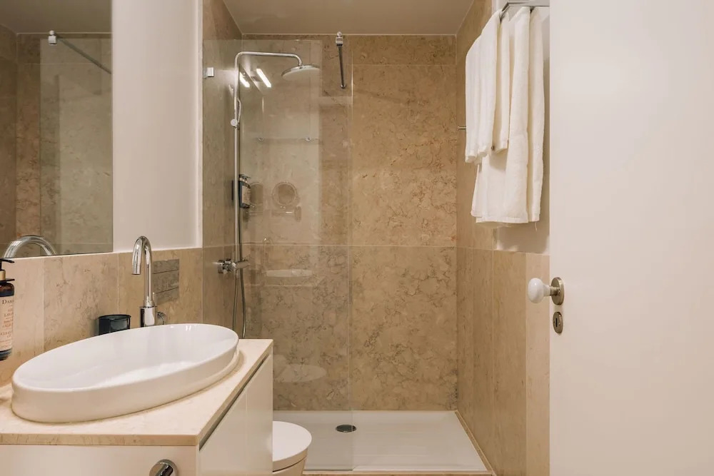 Ando Living - Madalena House