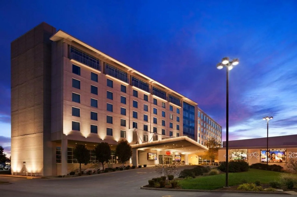 Harrahs Metropolis Hotel & Casino - A Caesars Rewards Destination