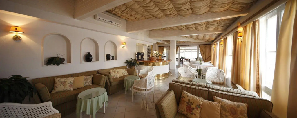 Apartamentos Rotilio