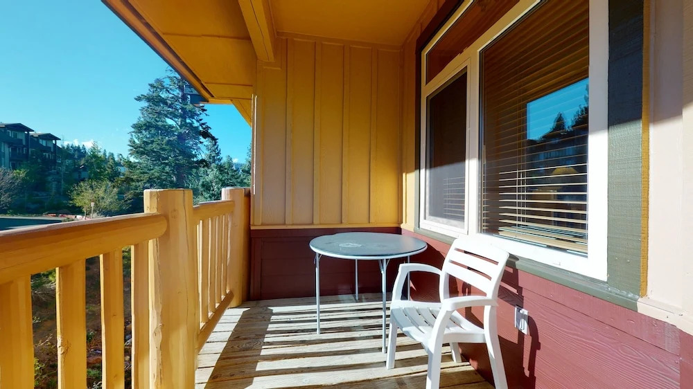Sunstone 308 Ski-in Ski-out, Great Complex Amenities, Mountain Views by Redawning