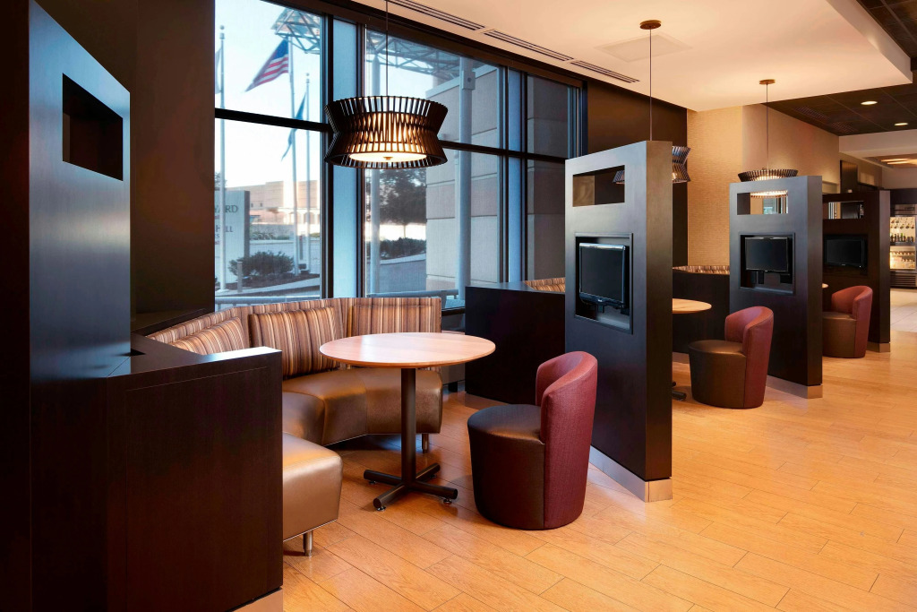 Courtyard by Marriott Indianapolis Downtown