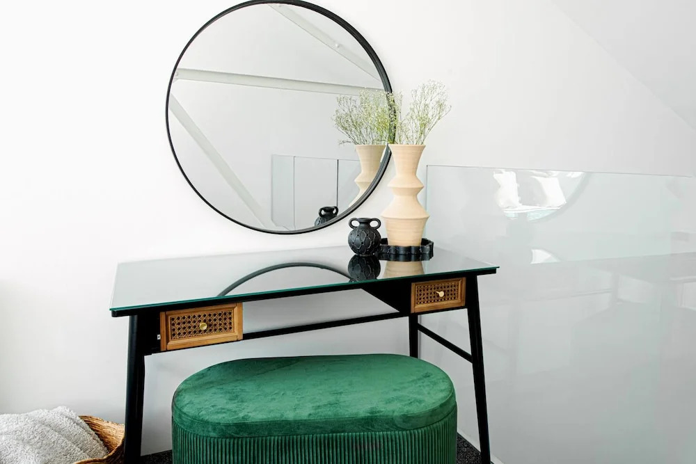 RWY Suite48