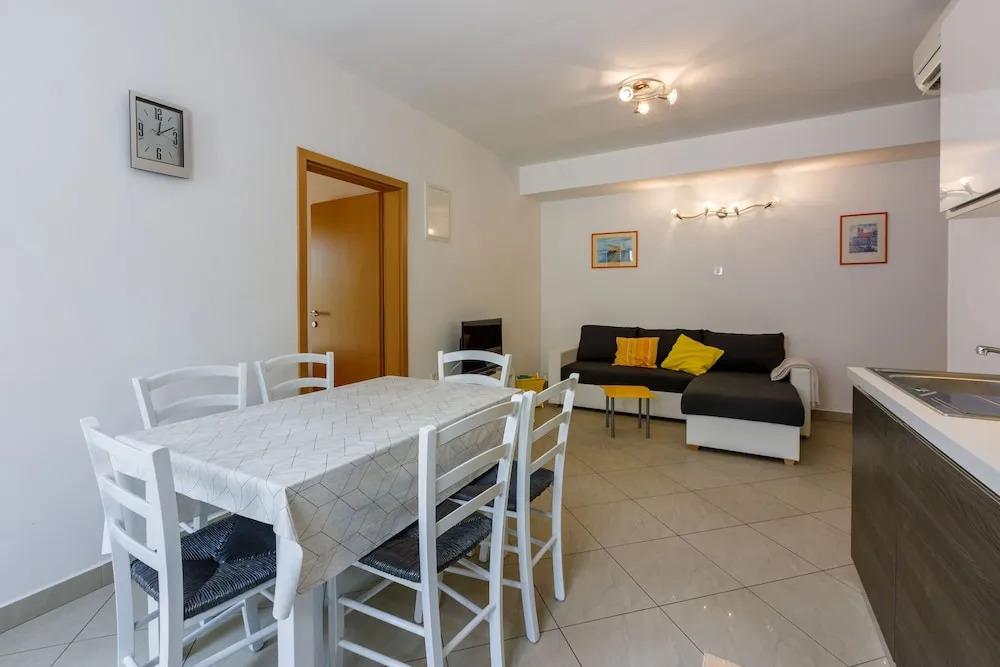 Apartment Jadranovo III