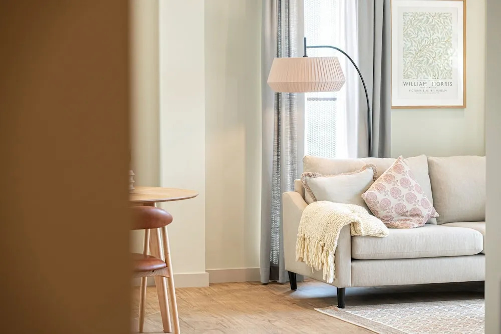 The Eades ADC Atelier 2 Bed