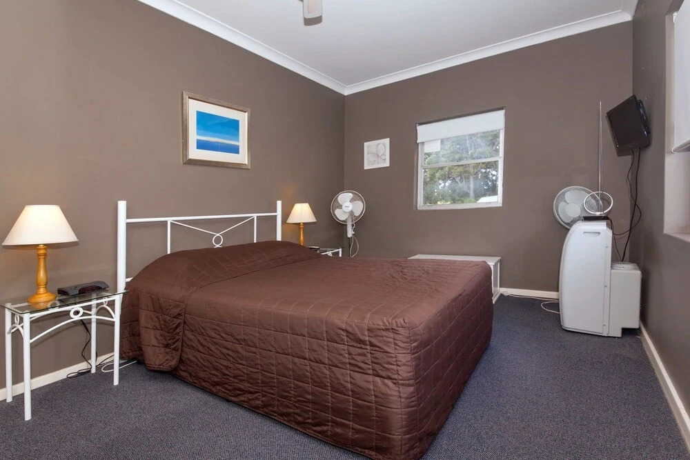 Quarterdeck, Unit 5/12 Magnus Street