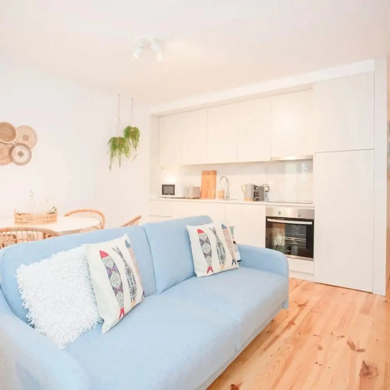 Liiiving in Porto - Boho Blue Home