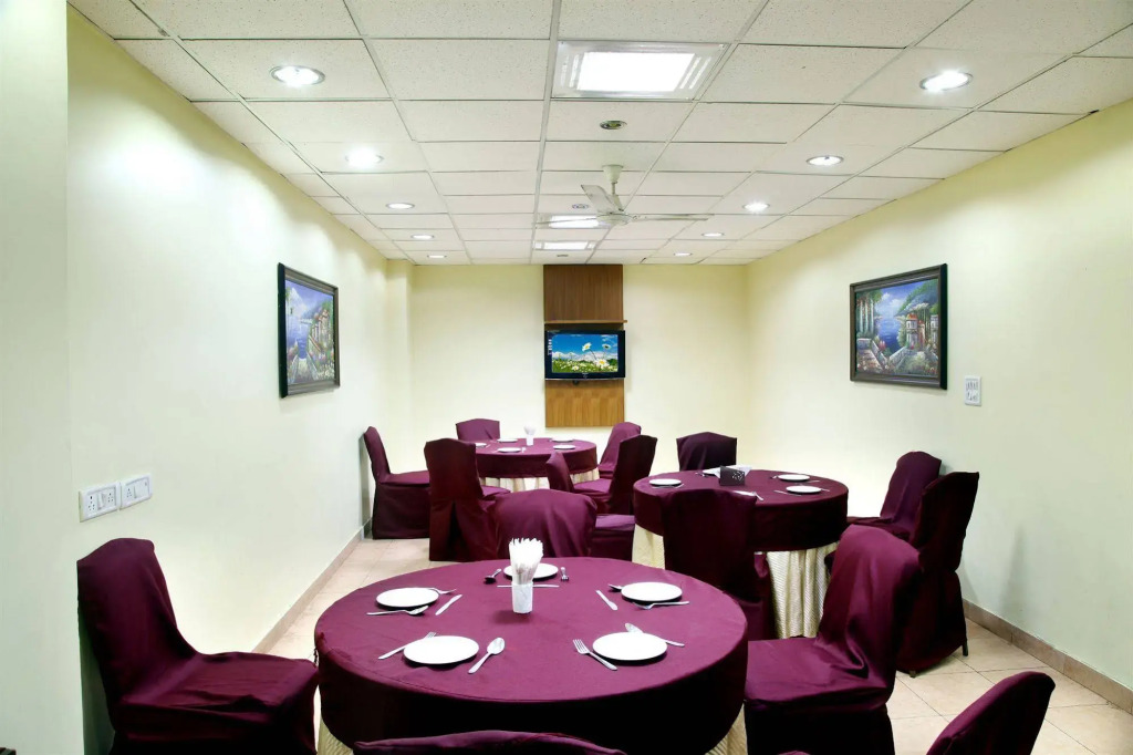 Hotel TJS Royale, Karol Bagh, Budget Friendly,Great Location,Value Stay