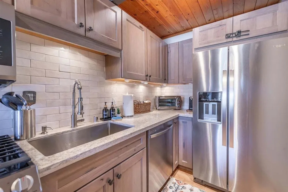Tahoe City - Lake Forest Condo 3 Bedroom Condo